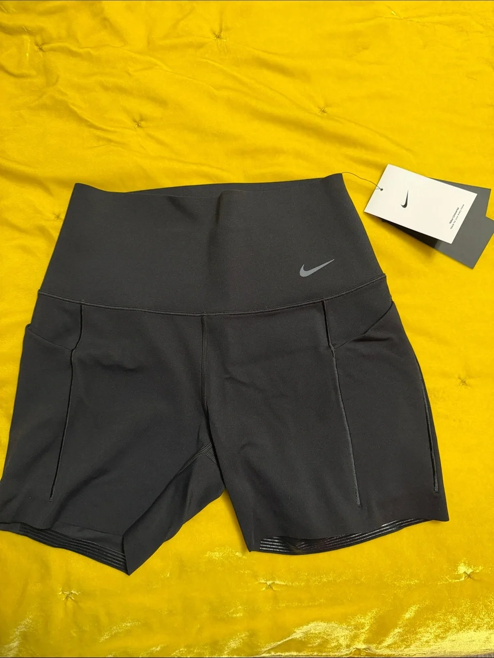 Nike Black High-Waist Biker shorts size M